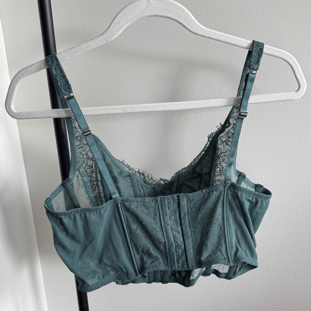 NWT Victoria's Secret Deep Green Lace Corset Bra - Picture 2 of 3